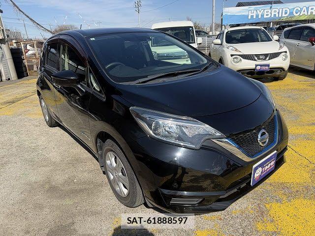 Nissan NOTE 2016-11 4046546-10