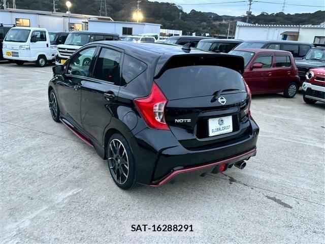 Nissan NOTE 2015-11 4110842-10