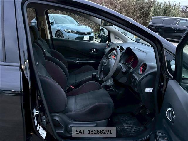 Nissan NOTE 2015-11 4110842-14