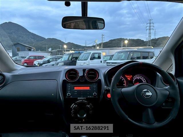 Nissan NOTE 2015-11 4110842-2