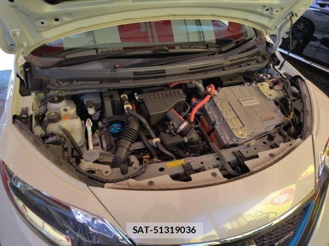 Nissan NOTE 2019-05 4422767-22