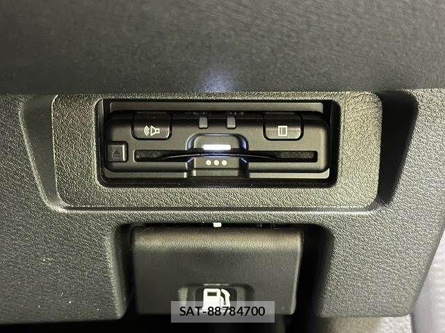 Nissan NOTE 2024-05 4422756-14