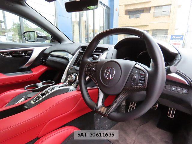 Honda NSX 2017-09 8797006-1
