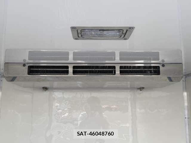 Nissan CLIPPER 2019-04 1168995-12