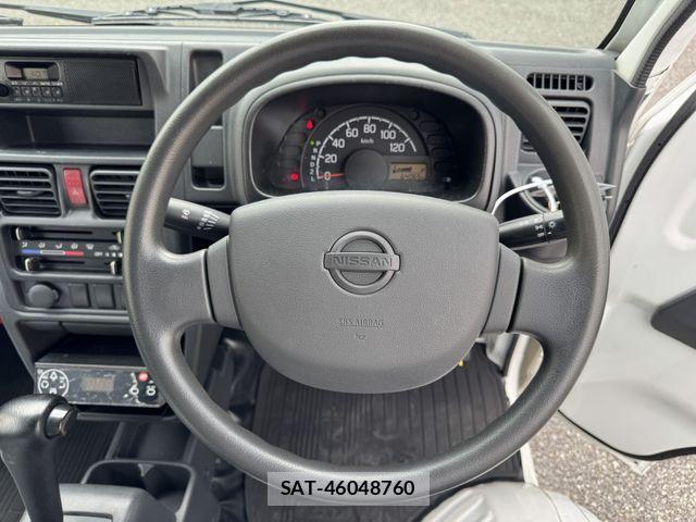Nissan CLIPPER 2019-04 1168995-23