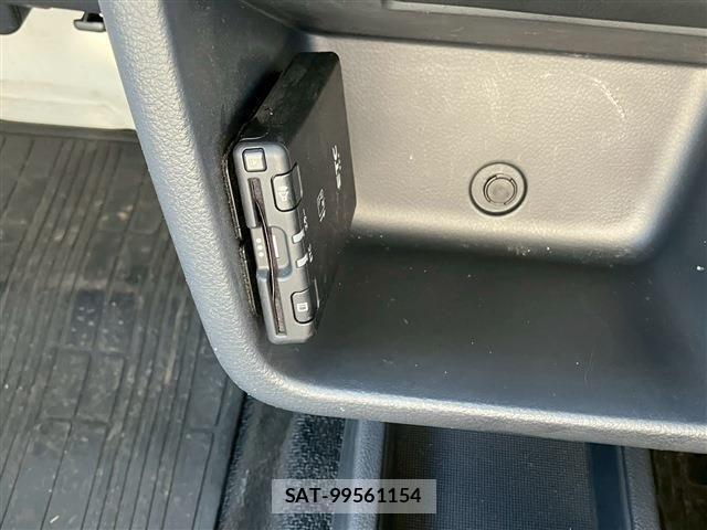 Nissan CLIPPER 2022-01 1179645-19