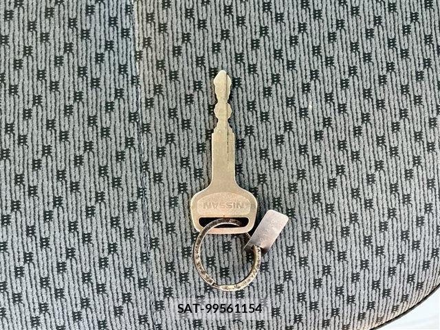 Nissan CLIPPER 2022-01 1179645-22