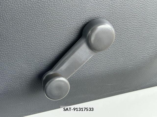 Nissan CLIPPER 2019-04 1212986-26