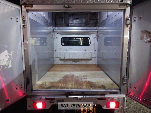 Nissan CLIPPER 2016-05 1426683-2