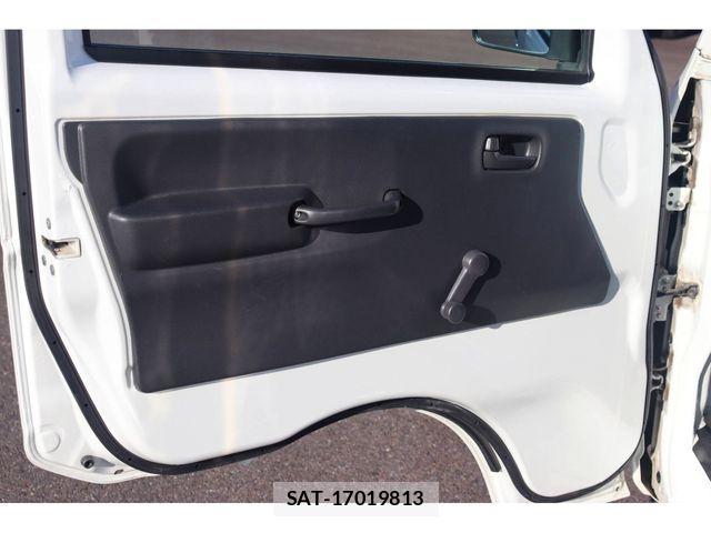 Nissan CLIPPER 2019-07 1827695-21