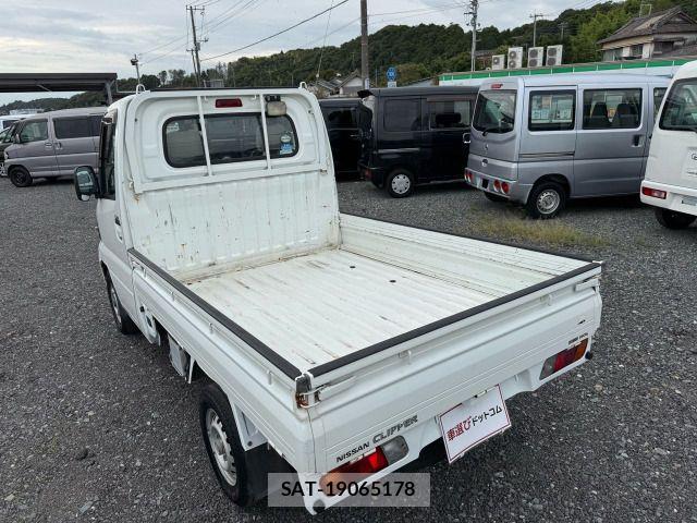 Nissan CLIPPER 2011-07 1872426-10