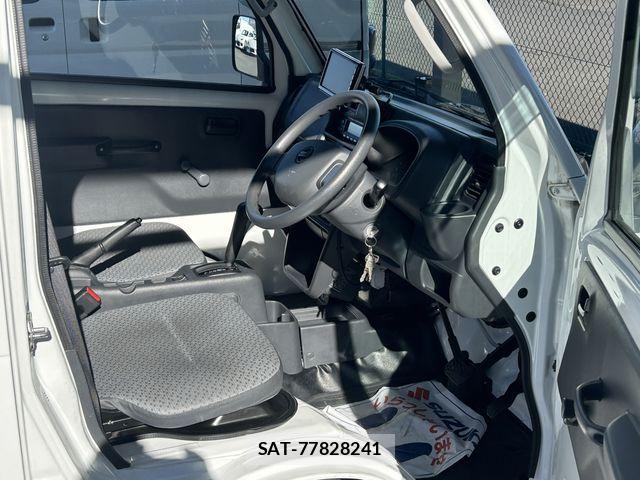 Nissan CLIPPER 2019-10 2100400-20
