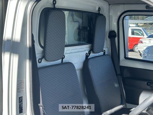 Nissan CLIPPER 2019-10 2100400-21