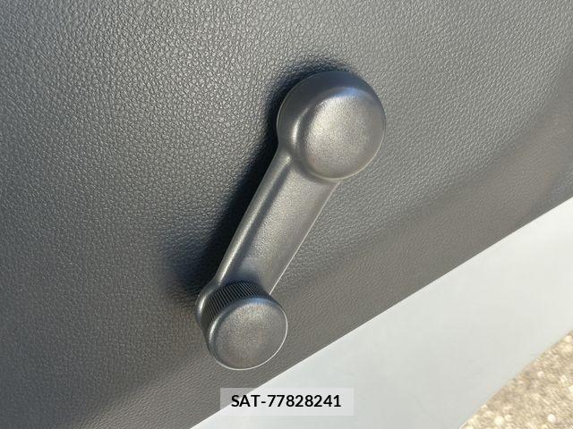 Nissan CLIPPER 2019-10 2100400-26