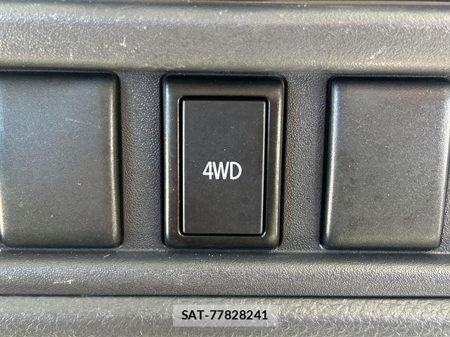 Nissan CLIPPER 2019-10 2100400-28