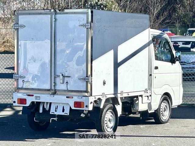 Nissan CLIPPER 2019-10 2100400-2