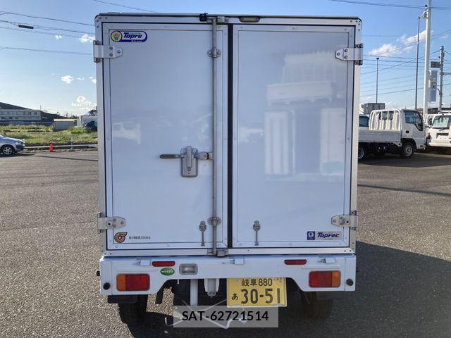 Nissan CLIPPER 2017-01 2672798-23