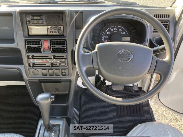 Nissan CLIPPER 2017-01 2672798-4