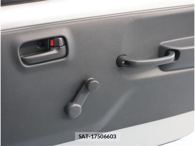 Nissan CLIPPER 2022-01 3735872-9