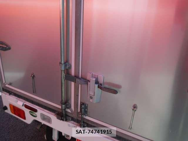 Nissan CLIPPER 2018-11 3833950-11