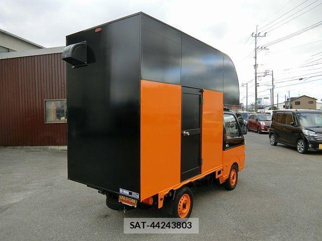 Nissan CLIPPER 2025-04 4756439-1