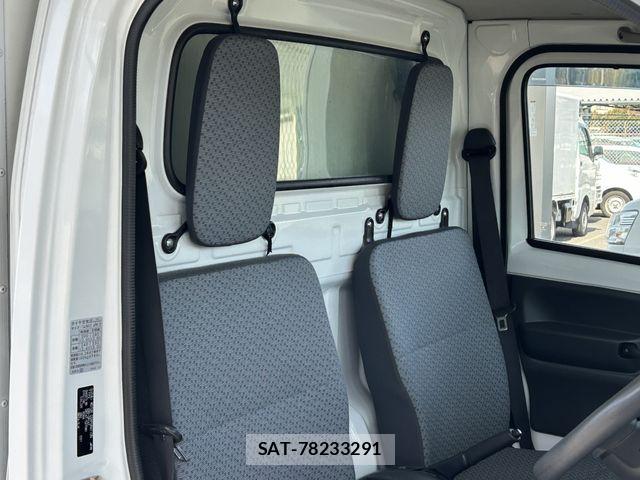Nissan CLIPPER 2020-06 4974679-21