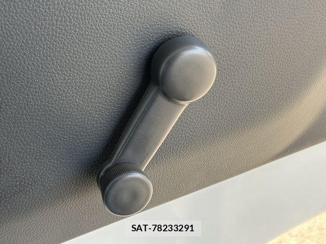 Nissan CLIPPER 2020-06 4974679-26