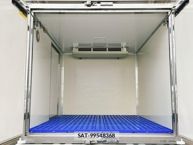 Nissan CLIPPER 2020-02 5874681-13