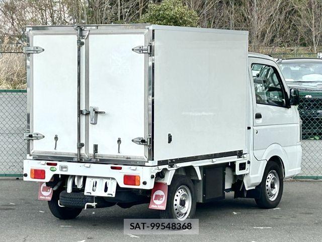 Nissan CLIPPER 2020-02 5874681-2