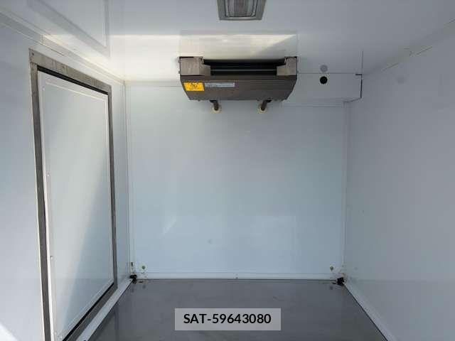 Nissan CLIPPER 2015-04 5874685-10