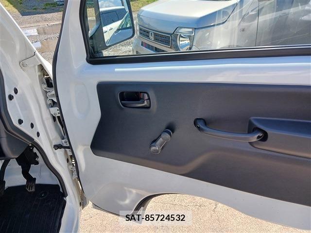 Nissan CLIPPER 2021-02 6501519-14