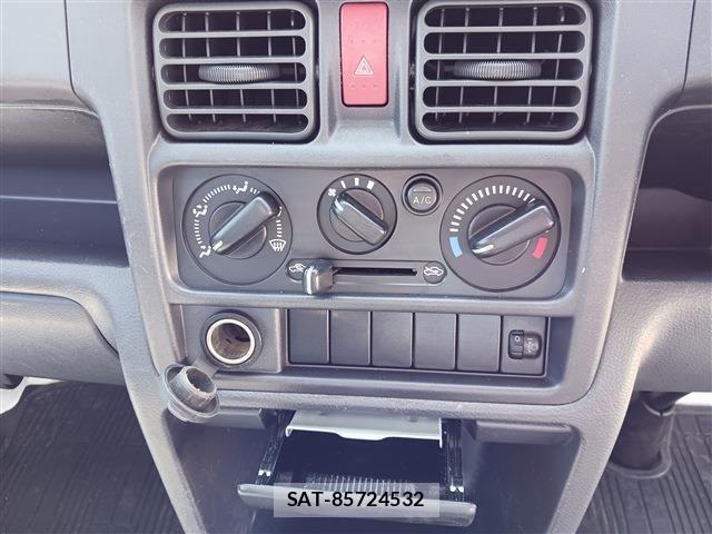 Nissan CLIPPER 2021-02 6501519-4