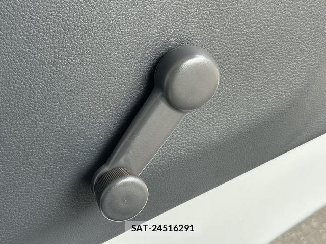 Nissan CLIPPER 2020-11 6613912-25