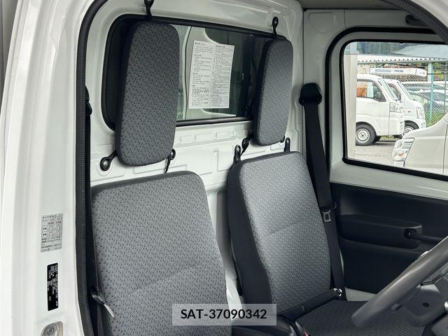 Nissan CLIPPER 2019-10 6642132-21