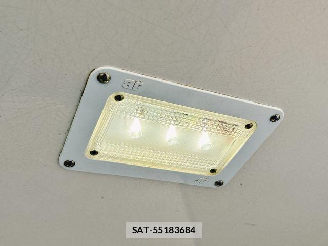 Nissan CLIPPER 2020-04 6816363-17