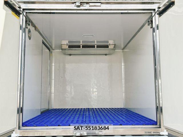 Nissan CLIPPER 2020-04 6816363-3