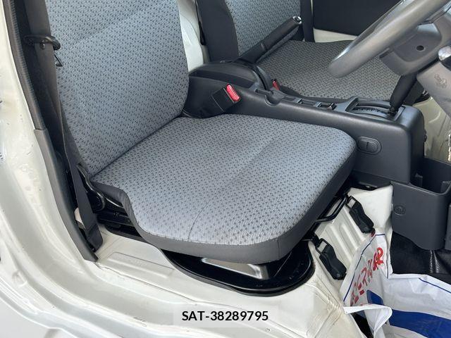 Nissan CLIPPER 2021-03 6816361-21
