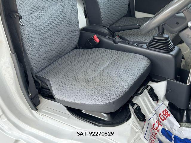 Nissan CLIPPER 2017-03 6996654-20