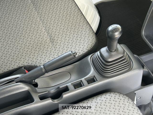 Nissan CLIPPER 2017-03 6996654-25