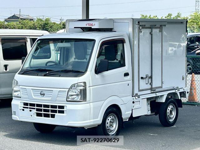 Nissan CLIPPER 2017-03 6996654-5