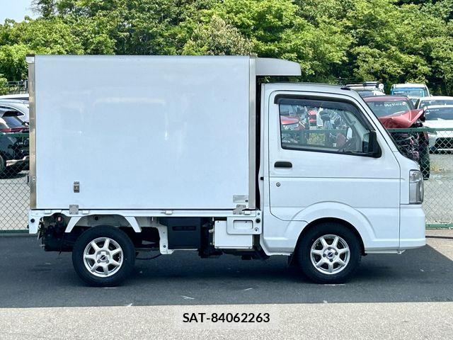 Nissan CLIPPER 2015-09 6996653-9
