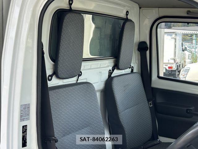 Nissan CLIPPER 2015-09 6996653-21