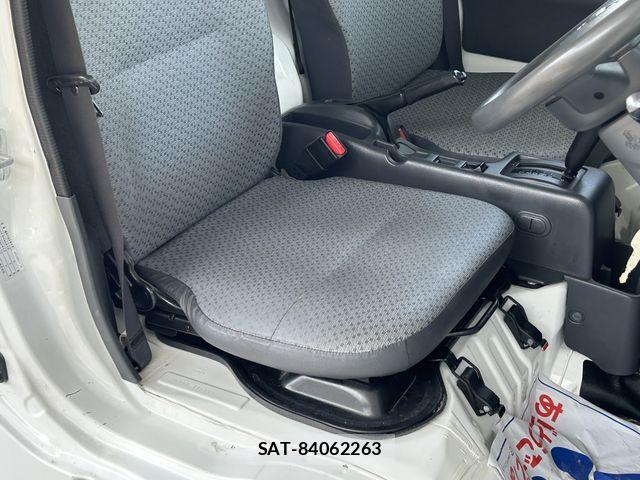 Nissan CLIPPER 2015-09 6996653-22