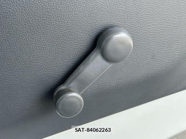 Nissan CLIPPER 2015-09 6996653-26