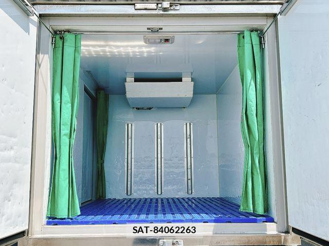 Nissan CLIPPER 2015-09 6996653-3