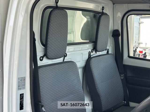 Nissan CLIPPER 2020-04 6996649-21