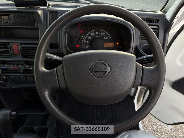 Nissan CLIPPER 2018-03 7060058-19