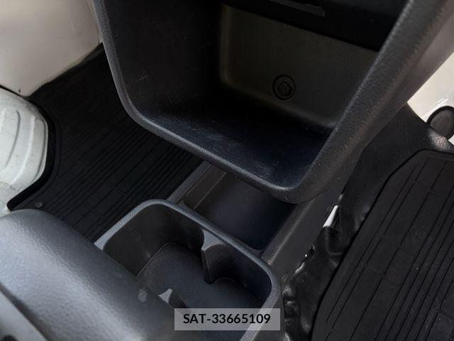 Nissan CLIPPER 2018-03 7060058-23