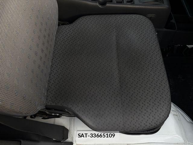 Nissan CLIPPER 2018-03 7060058-26