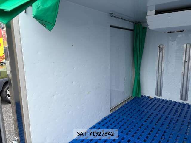 Nissan CLIPPER 2019-09 7393377-10